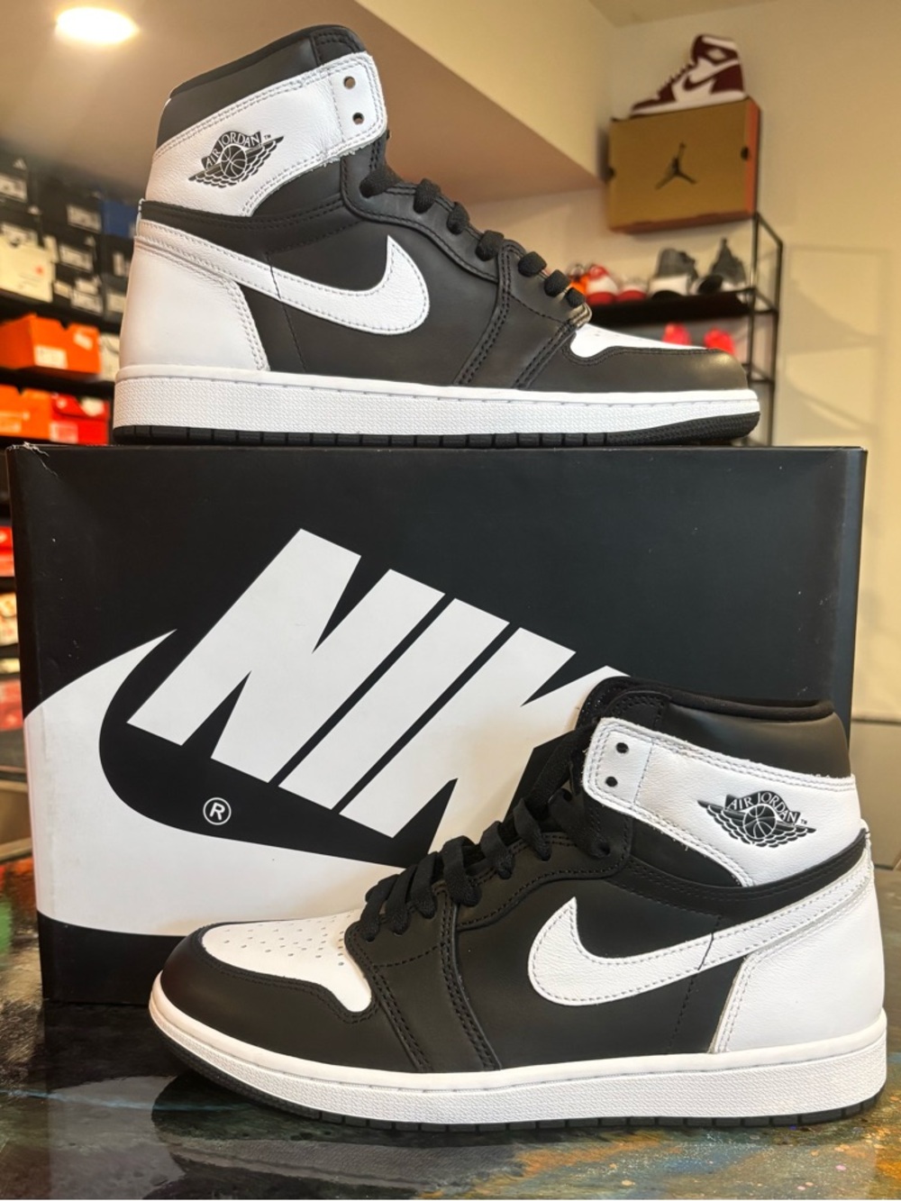Nike Air Jordan 1 Retro High OG Black/White Men’s Sneakers 8.5M
